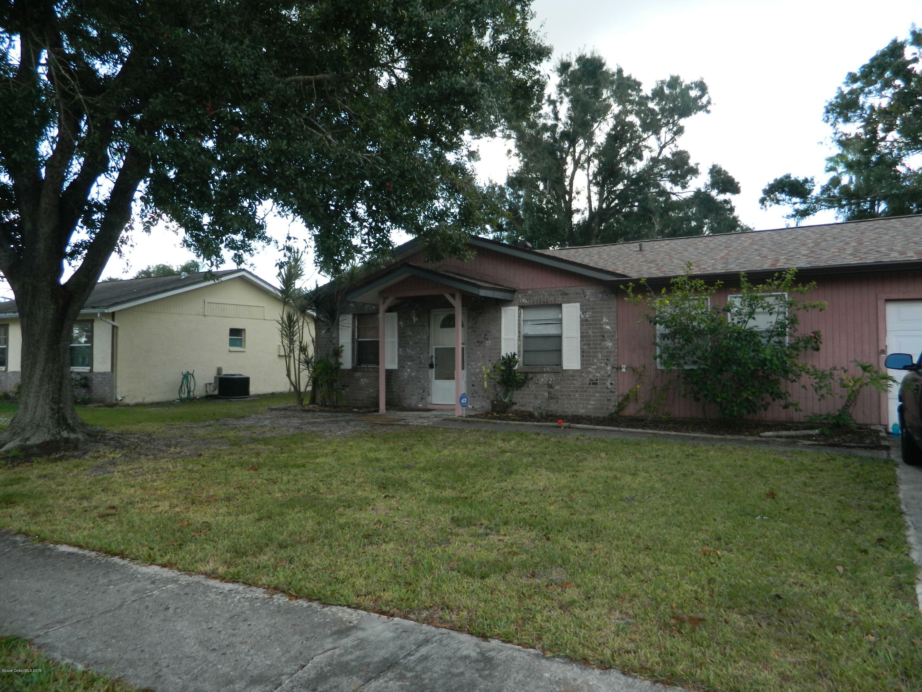 Property Photo: 2893 Kensington Road FL 32935