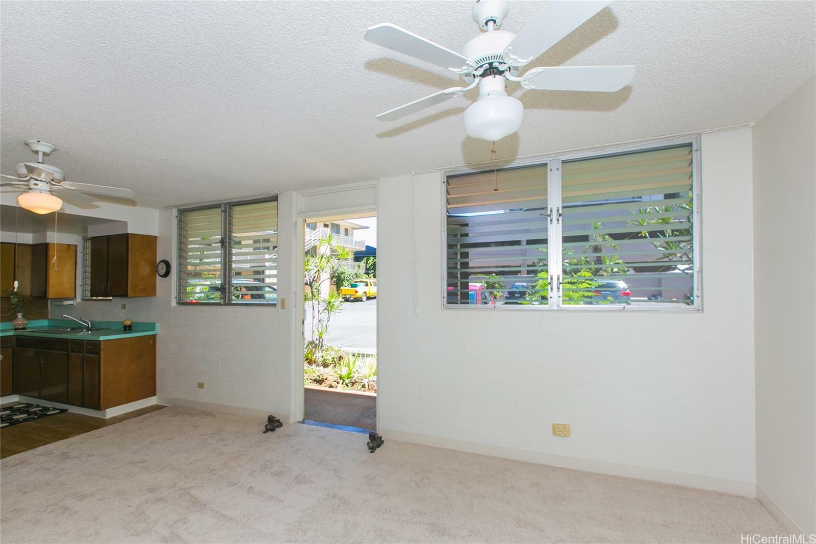 2752 Kahoaloha Lane I106  Honolulu HI 96826 photo