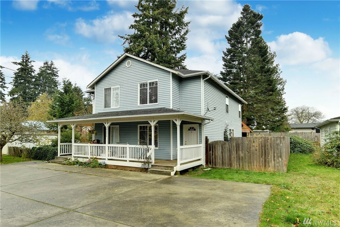 Property Photo:  6225 Beverly Lane A  WA 98203 