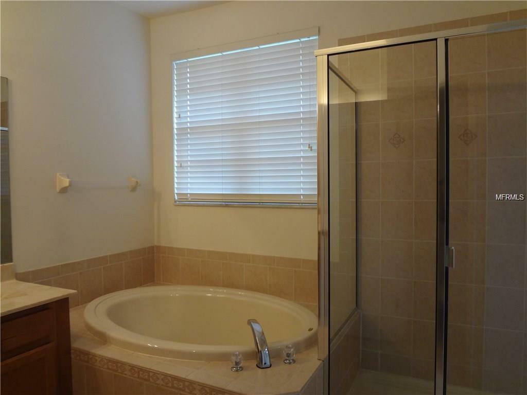 Property Photo:  14426 Mirabelle Vista Circle  FL 33626 