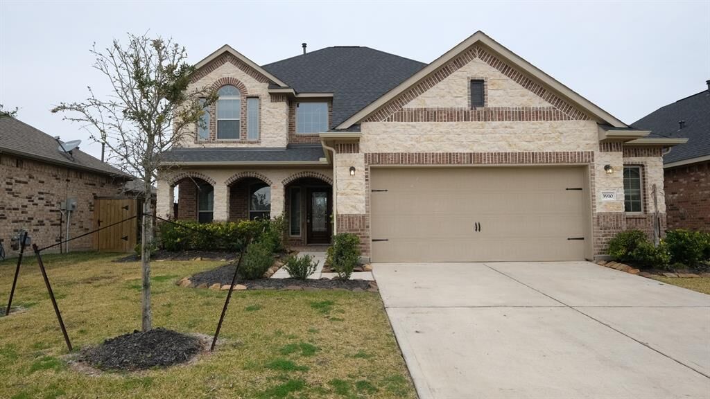 Property Photo: 3910 Catania Bay Court TX 77459