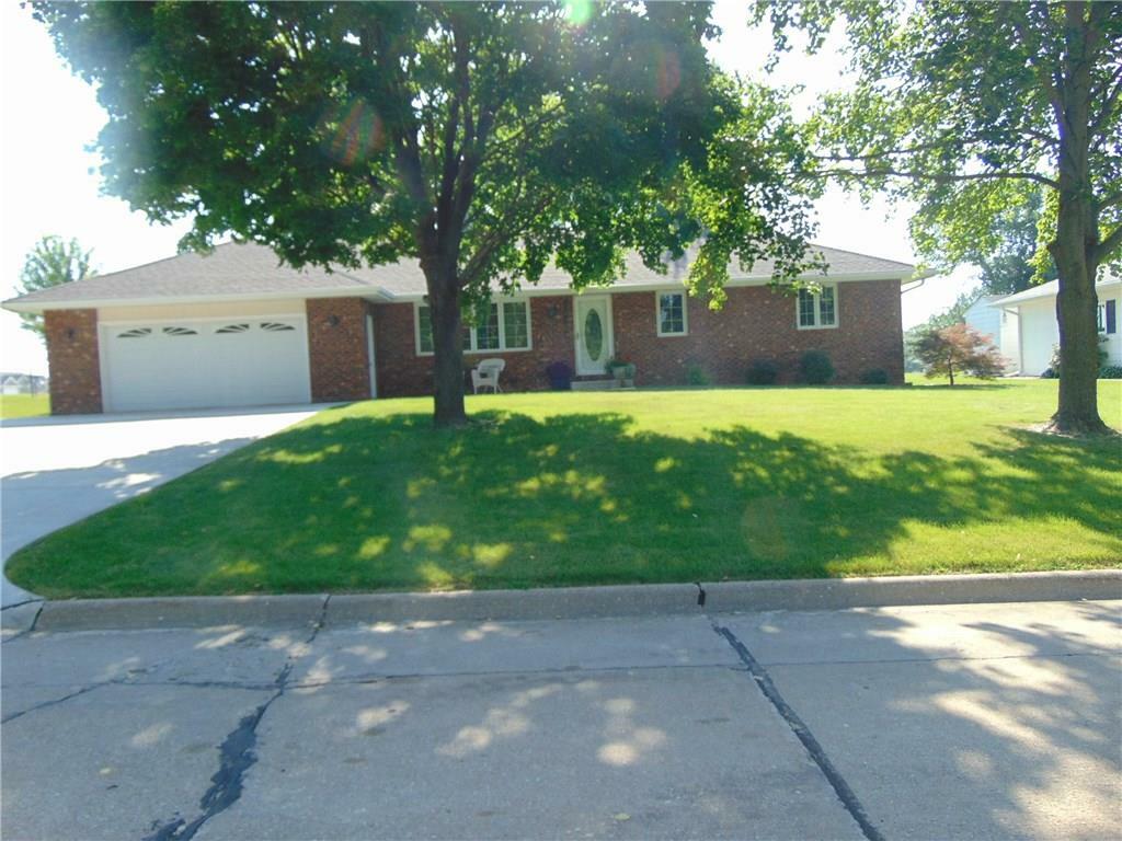 Property Photo:  1552 W 3rd Street  IA 50219 