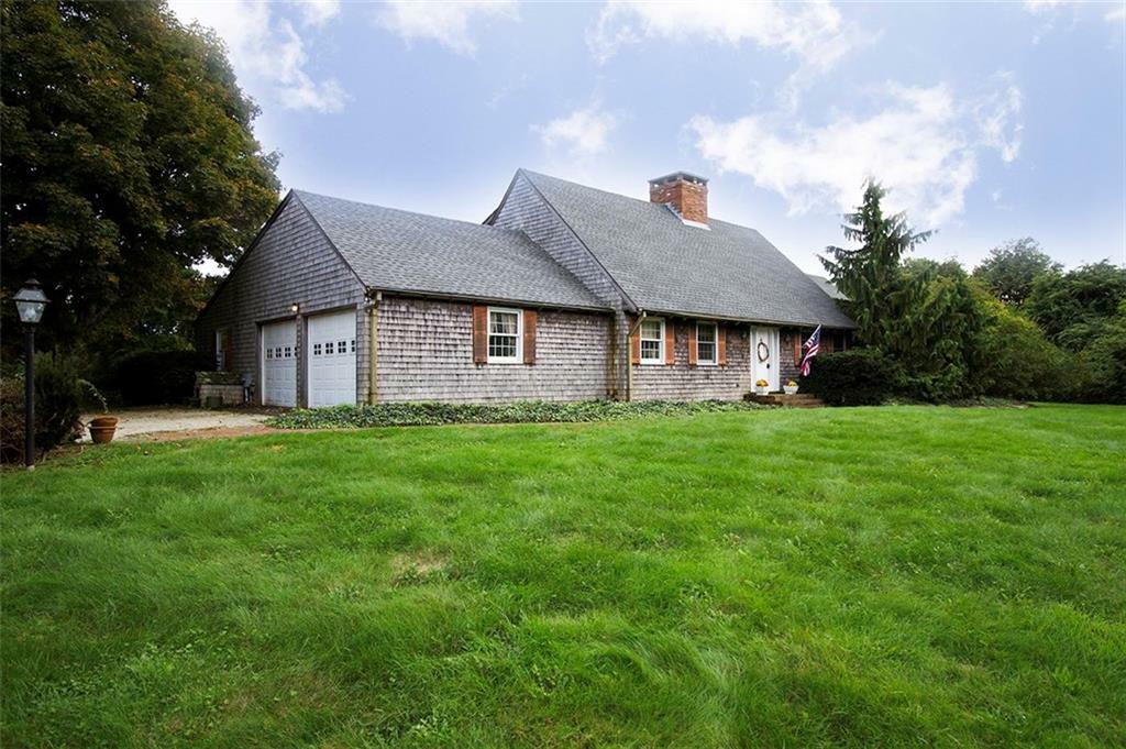 Property Photo:  6 High Meadow Rd  RI 02837 