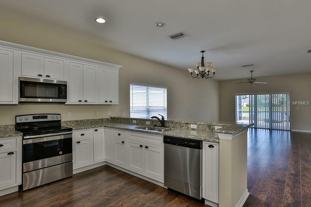 Property Photo:  9433 Cypress Harbor Drive  FL 33534 