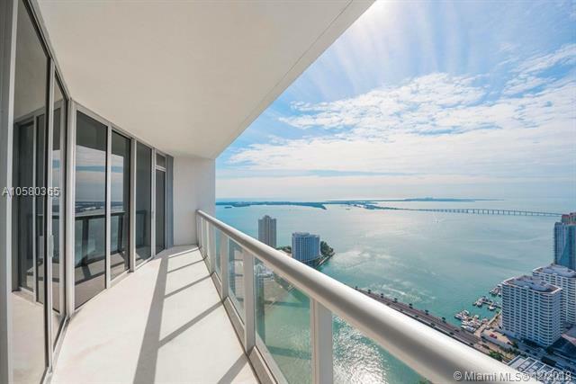 Property Photo:  495 Brickell Ave 3207  FL 33131 