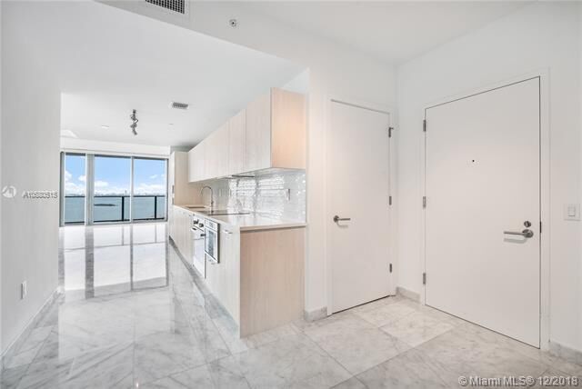 Property Photo: 501 NE 31 St 2701 FL 33137