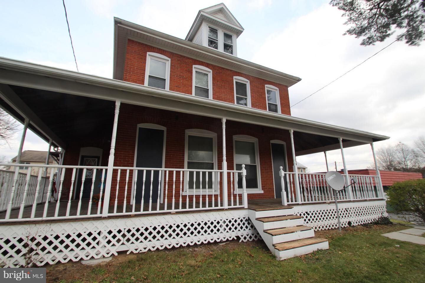 Property Photo:  717-719 S Market Street  PA 17022 