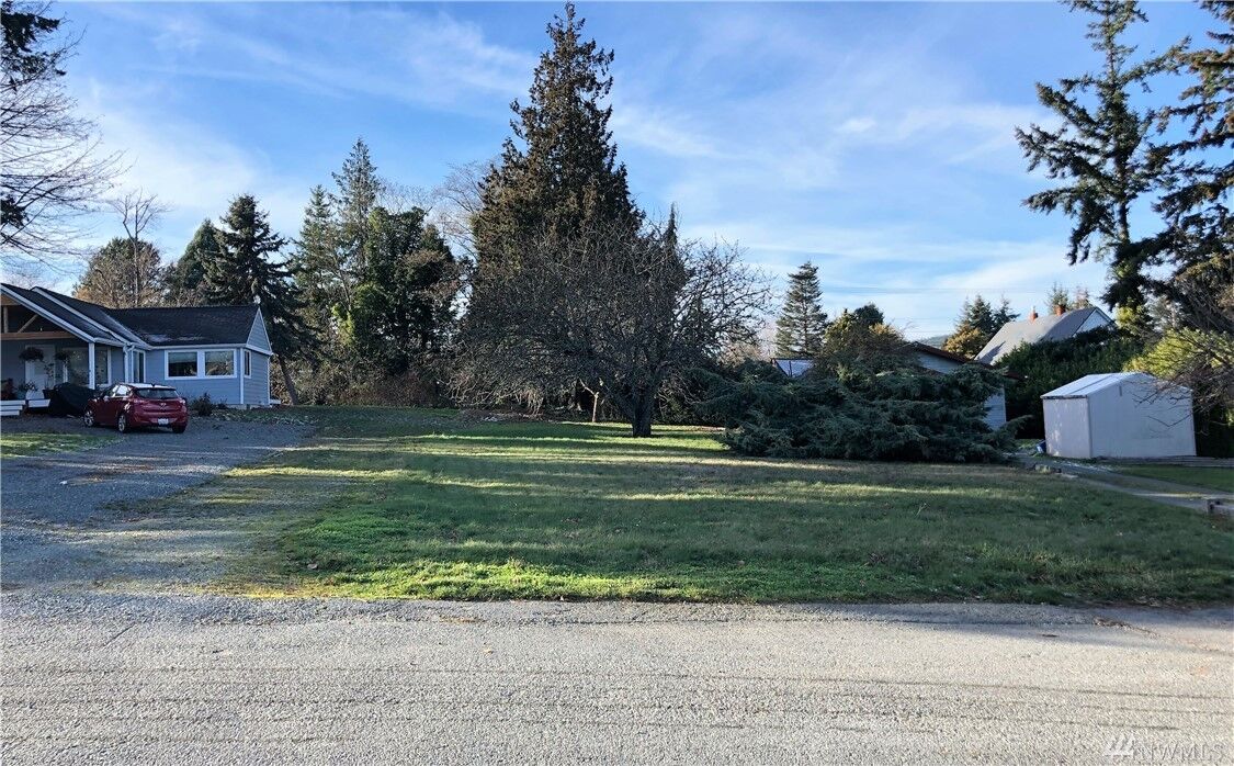Property Photo: 3800 Q Ave WA 98221