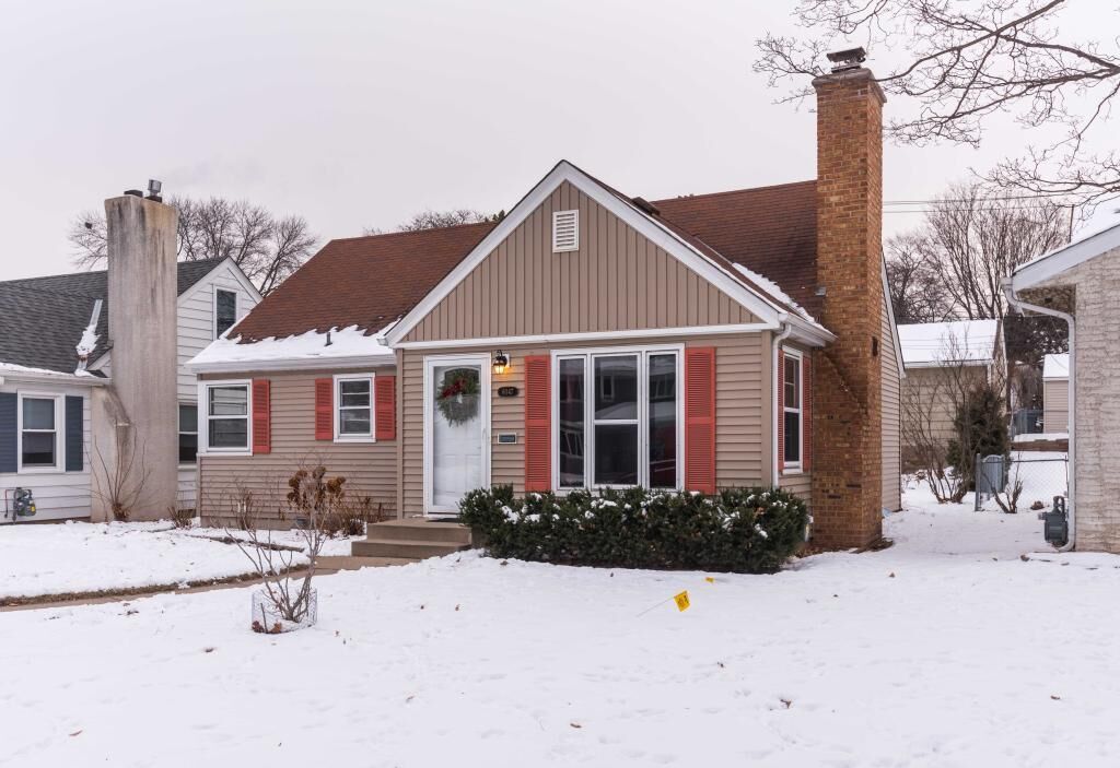 Property Photo:  6047 Sheridan Avenue S  MN 55410 