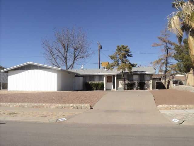 Property Photo: 9813 Gardenia TX 79925