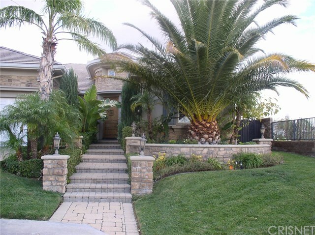 Property Photo:  12800 Via Donatello  CA 91326 