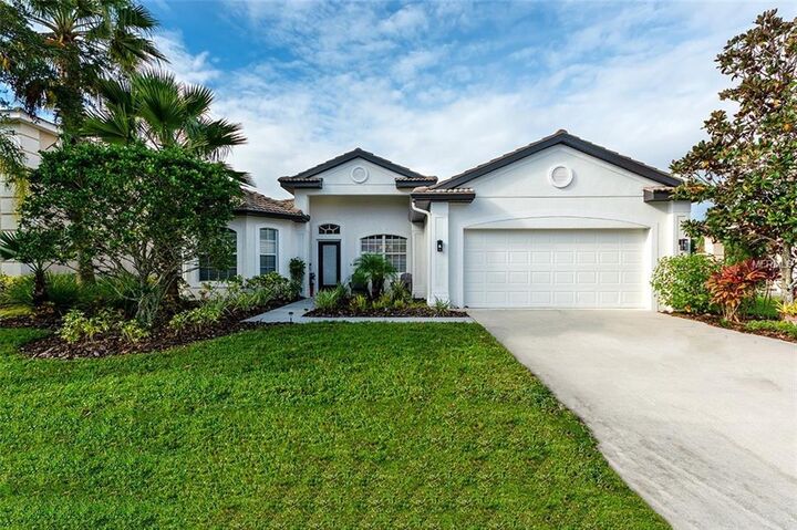 Property Photo: 214 Heritage Isles Way FL 34212