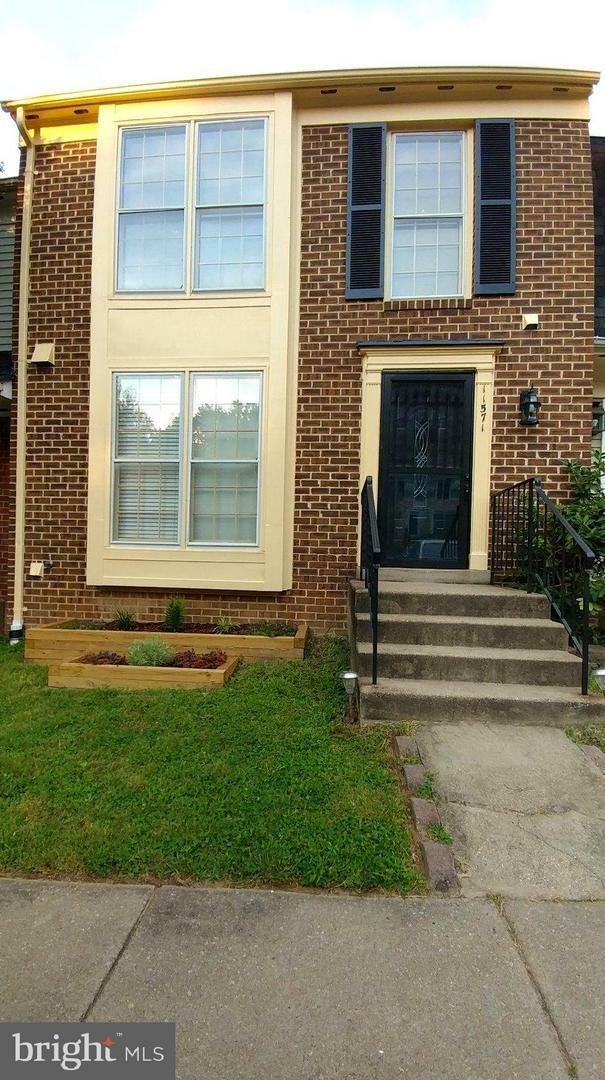 Property Photo:  11571 Overleigh Drive  VA 22192 