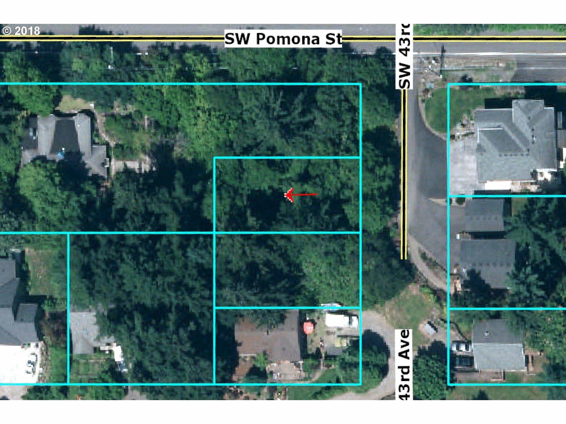 Property Photo:  01 SW 43rd Ave  OR 97219 