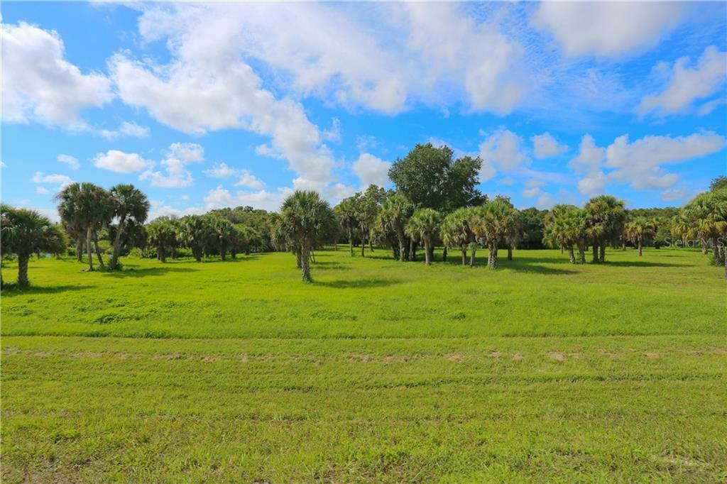 Property Photo:  S Moon Drive  FL 34292 