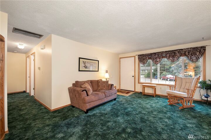 Property Photo: 12809 96th Ave NE WA 98034