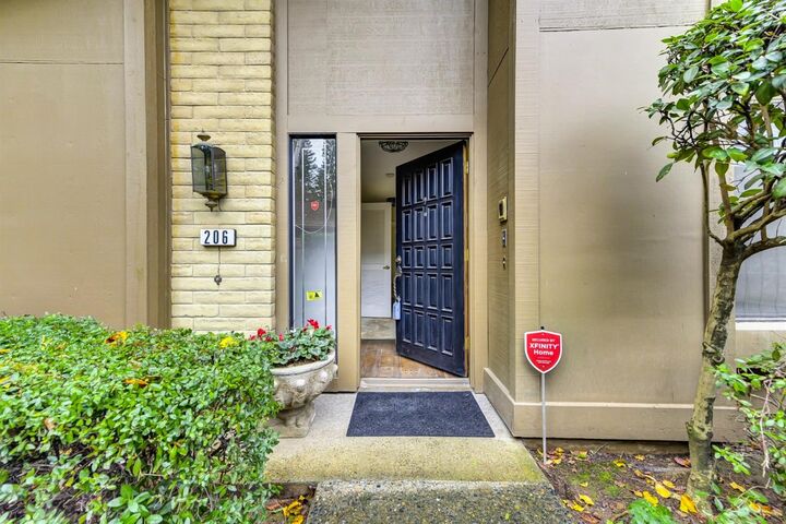 206 East Ranch Road  Sacramento CA 95825 photo