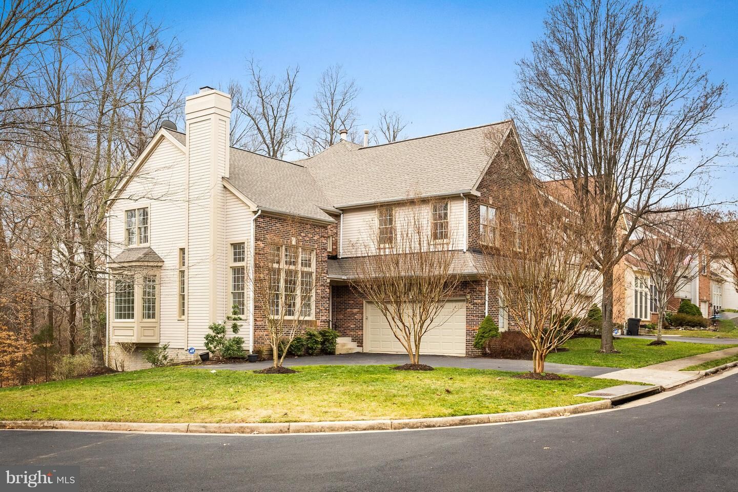 Property Photo:  13905 Green Trails Court  VA 20121 
