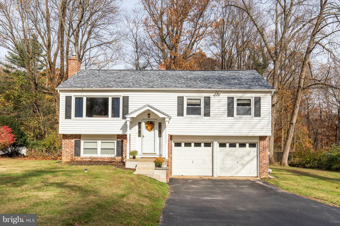 Property Photo:  314 Colonial Drive  PA 19341 