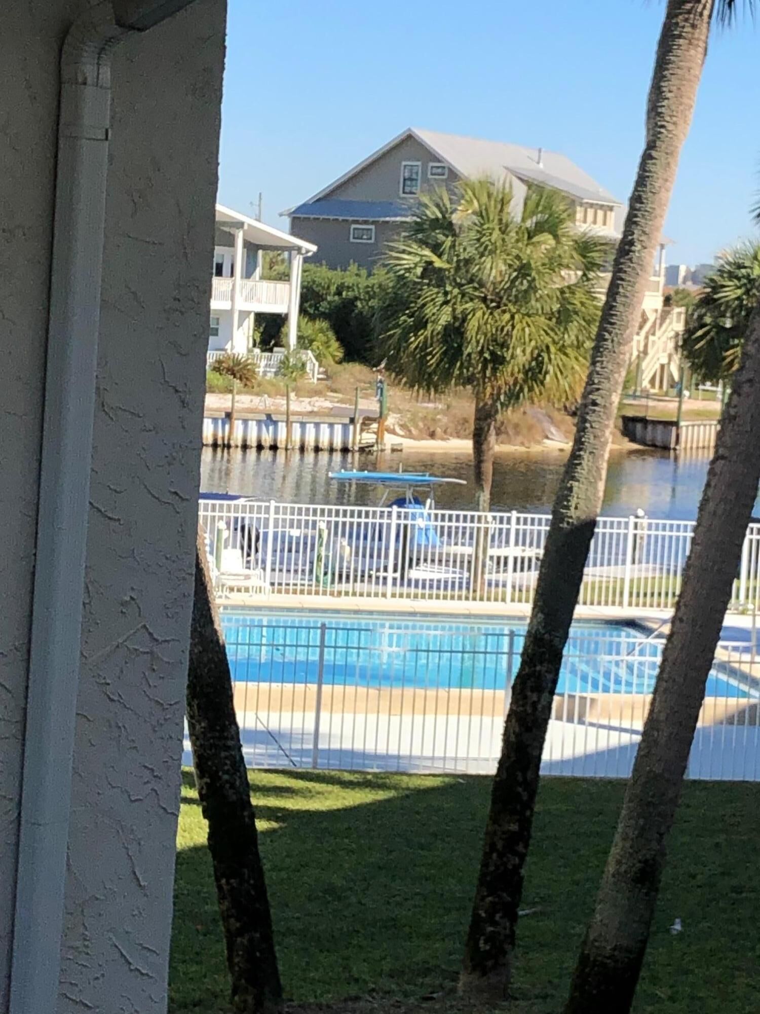 Property Photo:  501 Gulf Shore Drive Unit 10  FL 32541 
