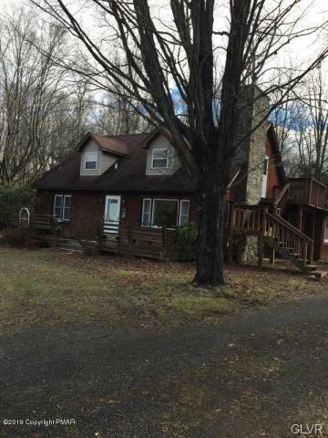 Property Photo:  2402 Mountain Road  PA 18360 