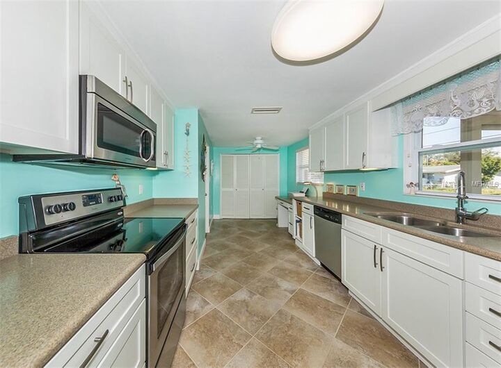 Property Photo:  1223 Graham Road  FL 34293 