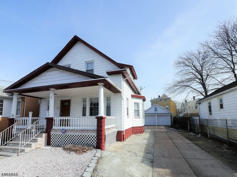 Property Photo: 519 E 31st St NJ 07504