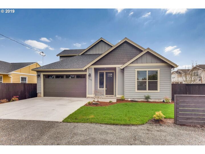 1522 NE Sunrise Ln  Hillsboro OR 97124 photo