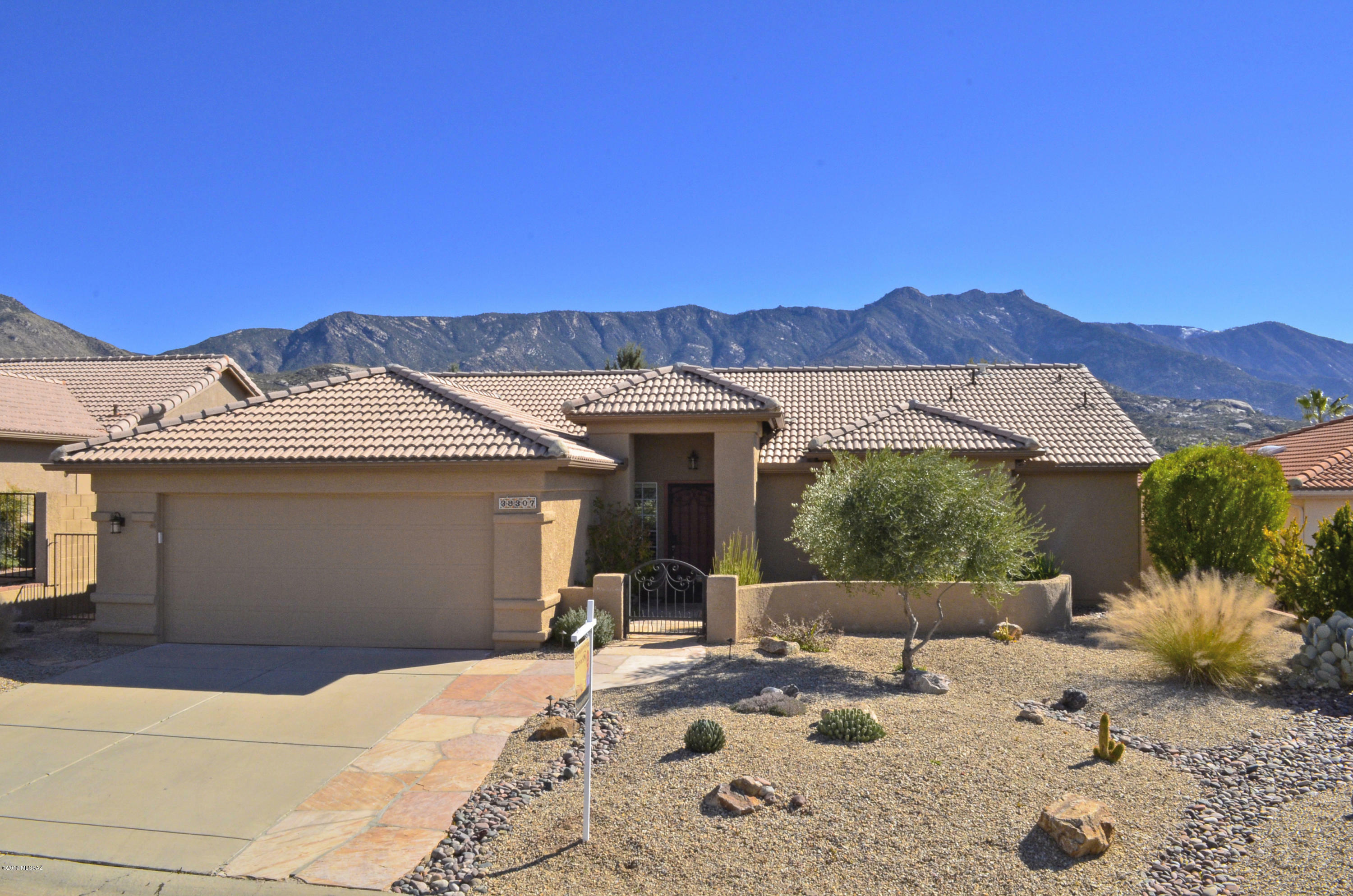 Property Photo:  38307 S Golf Course Drive  AZ 85739 