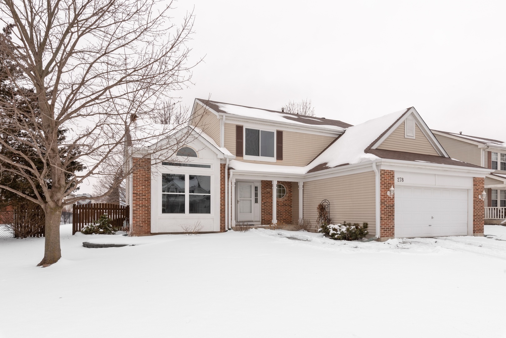 Property Photo:  278 Cornwall Avenue  IL 60177 