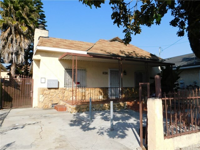 Property Photo:  470 W Santa Cruz  CA 90731 