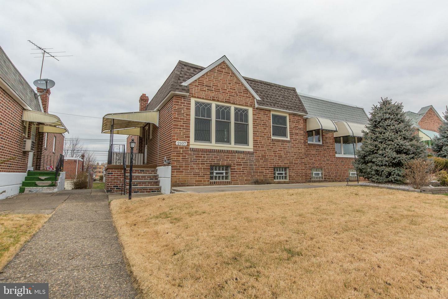 Property Photo:  2107 Faunce Street  PA 19152 