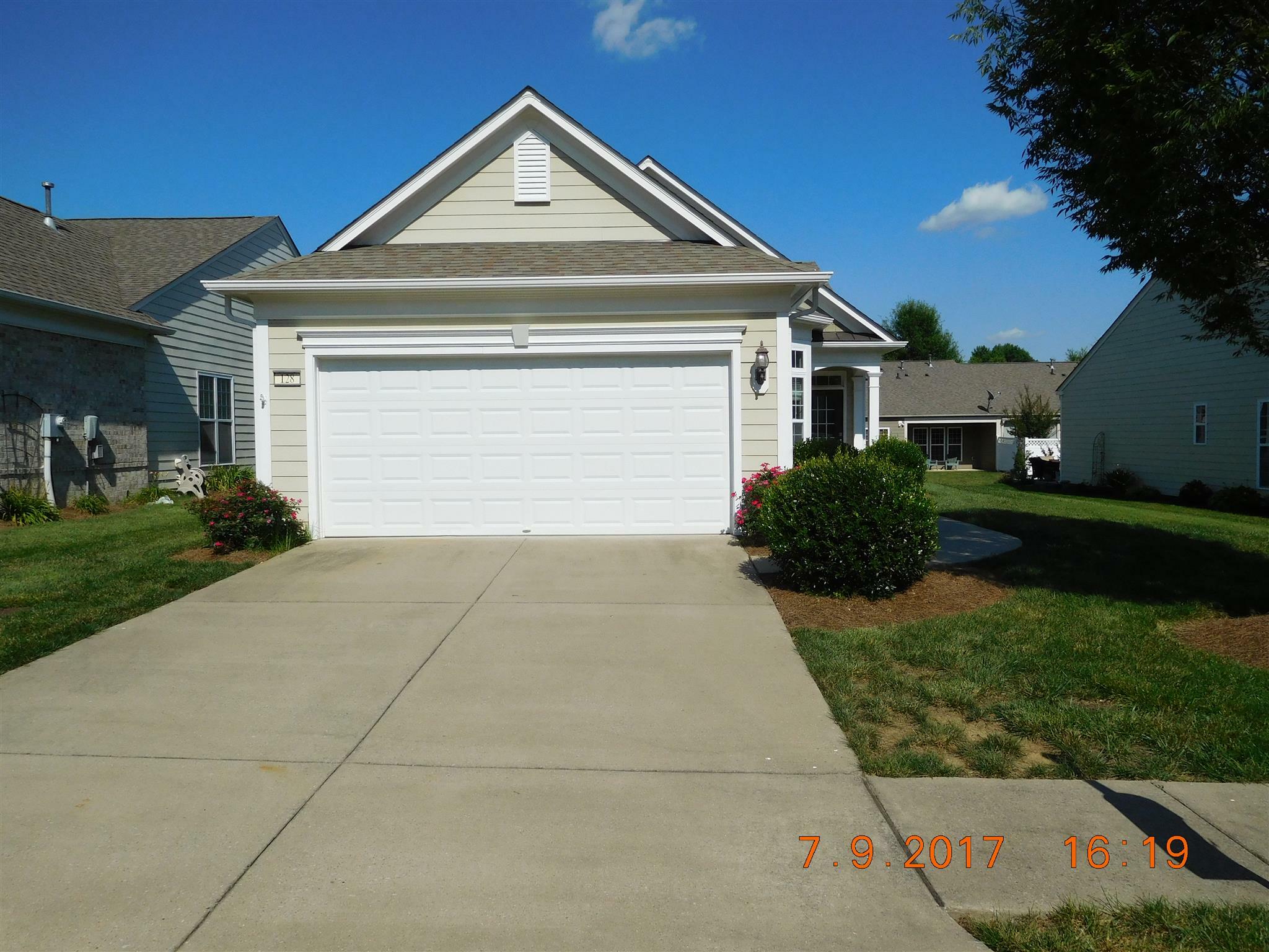 Property Photo:  128 Navy Cir  TN 37122 