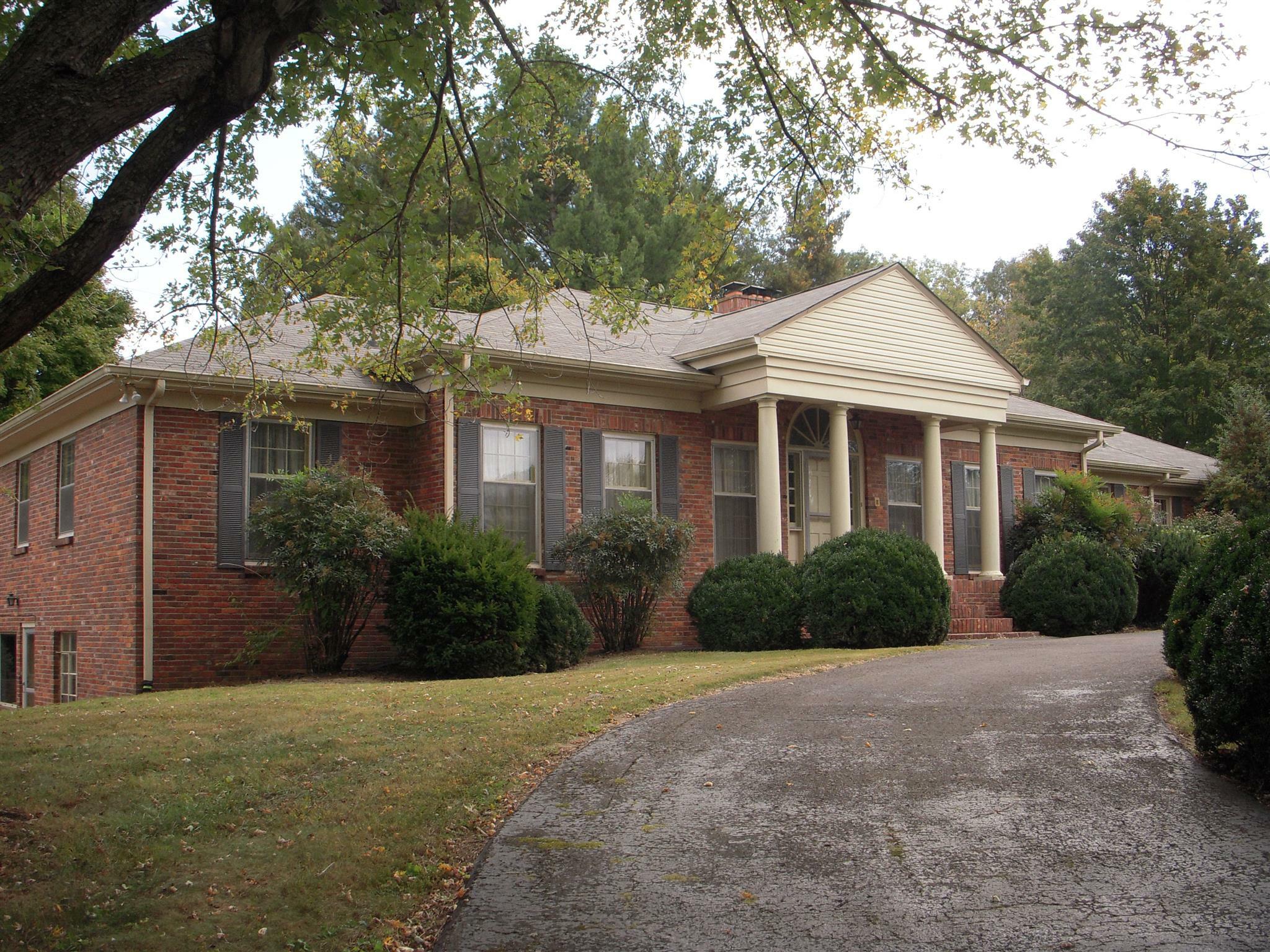 Property Photo:  541 N Pawnee Dr  TN 37172 