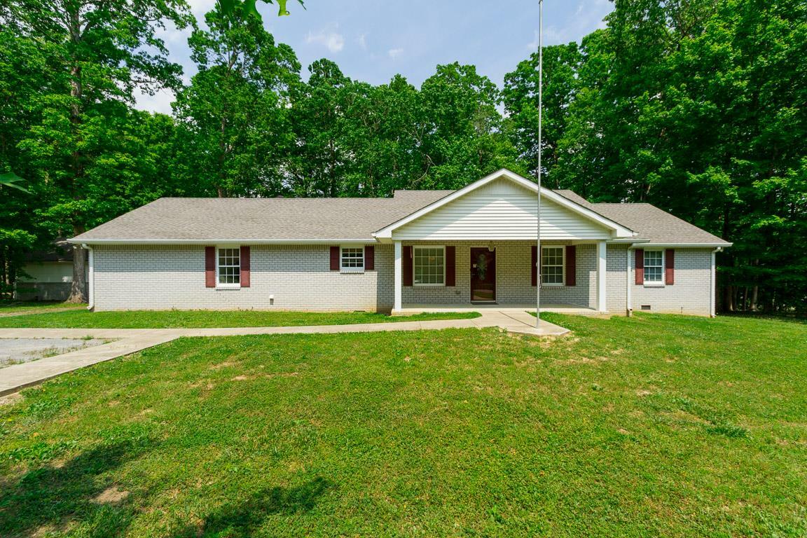 Property Photo: 2069 Linnwood Way TN 37073