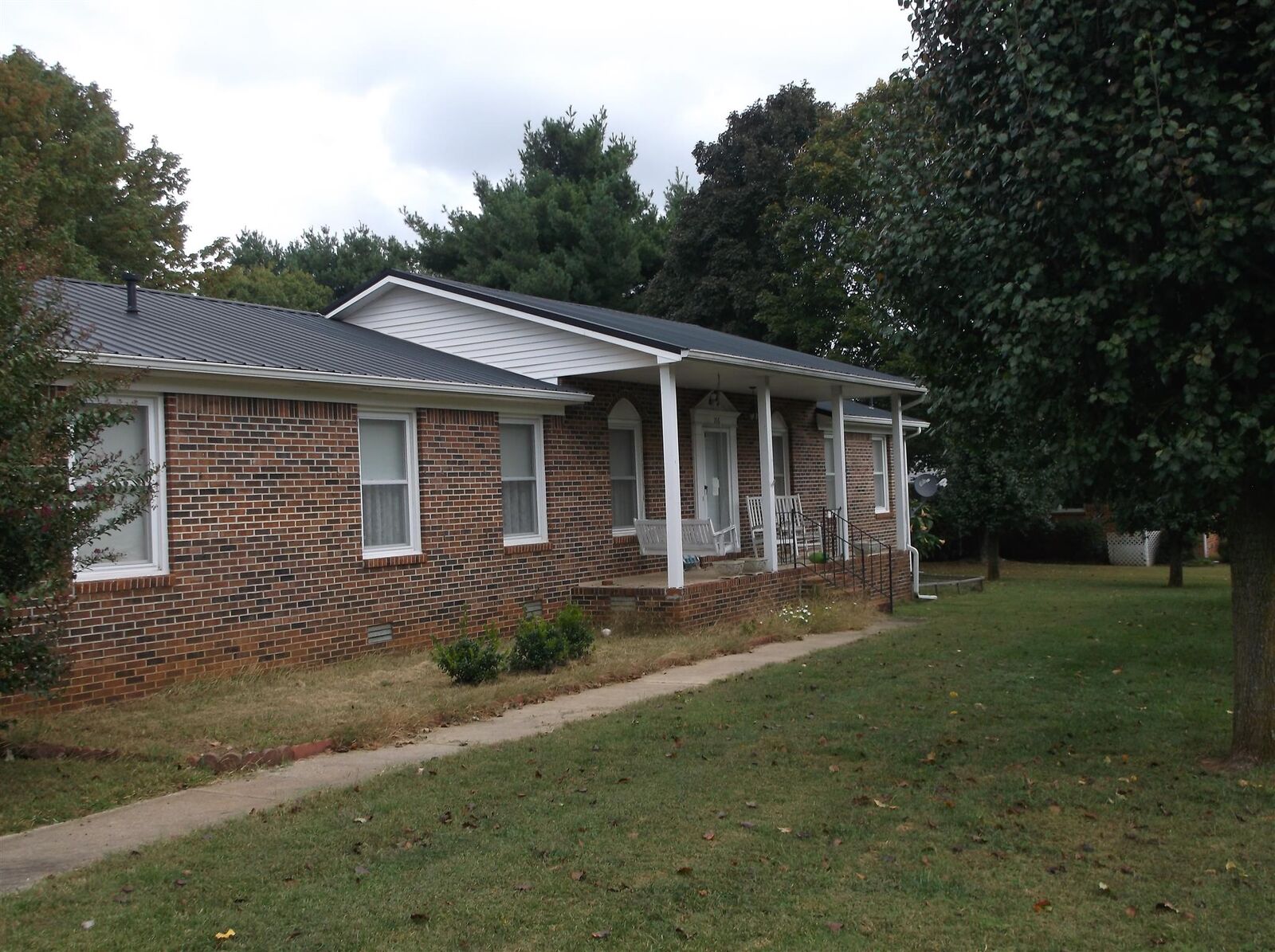 Property Photo:  106 Lakeview Dr  TN 37324 