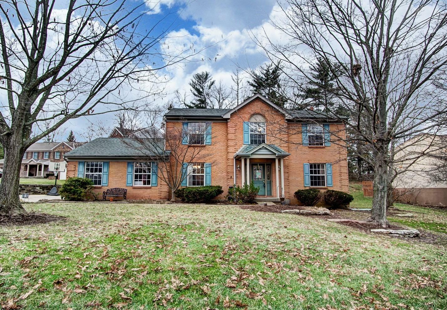 Property Photo: 329 Heritageoak Court OH 45238