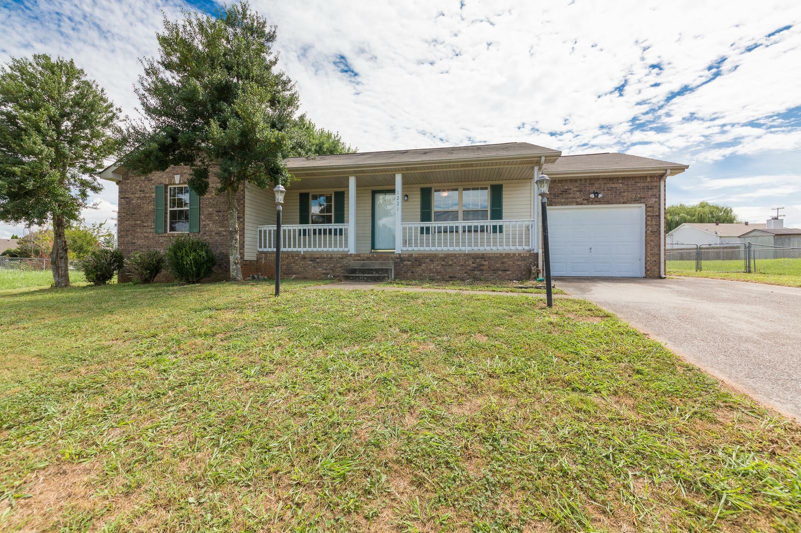 Property Photo:  1221 Crystal Dr  TN 37042 