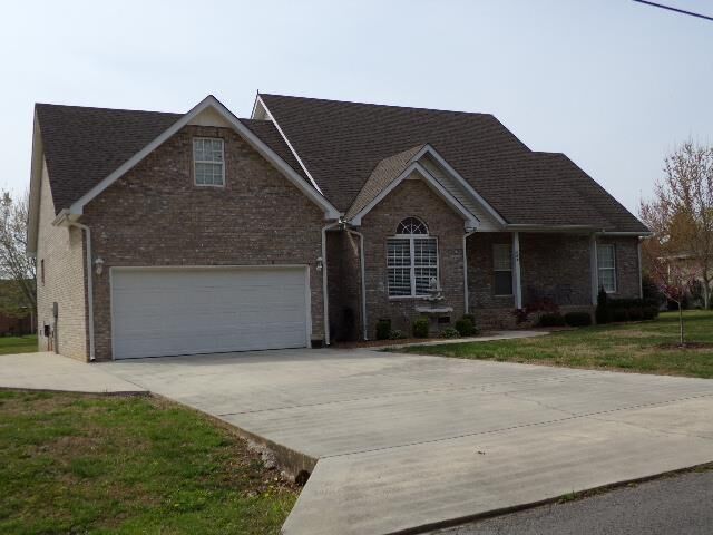 Property Photo: 143 Country Estates Dr TN 37398