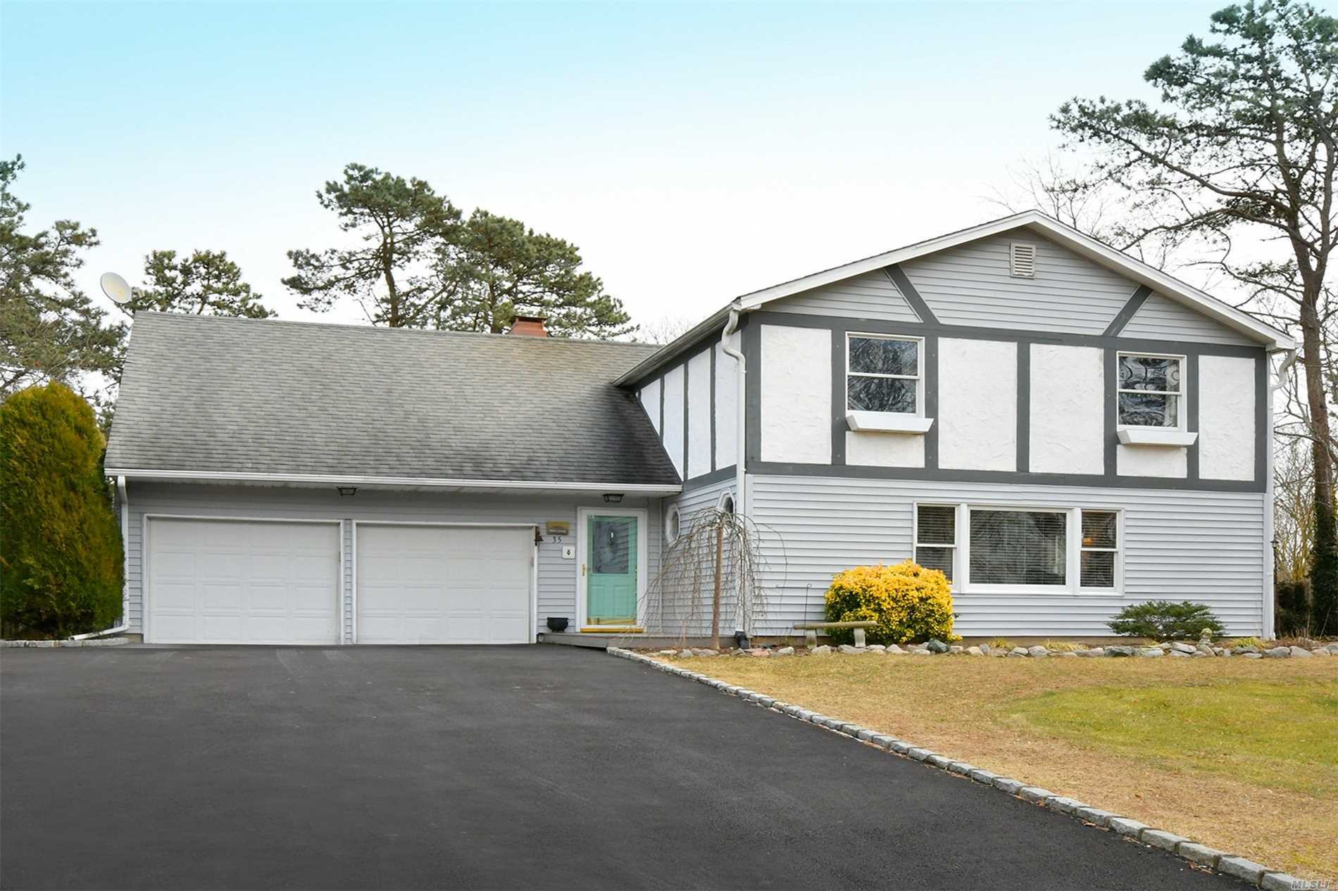 Property Photo:  35 Crooked Pine Drive  NY 11763 