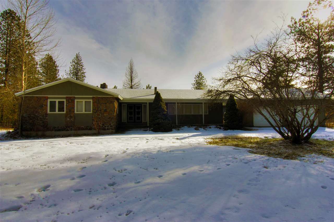 Property Photo:  27812 N River Estates Rd  WA 99003 