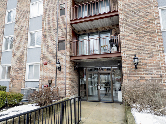 Property Photo:  825 Pearson Street 2F  IL 60016 