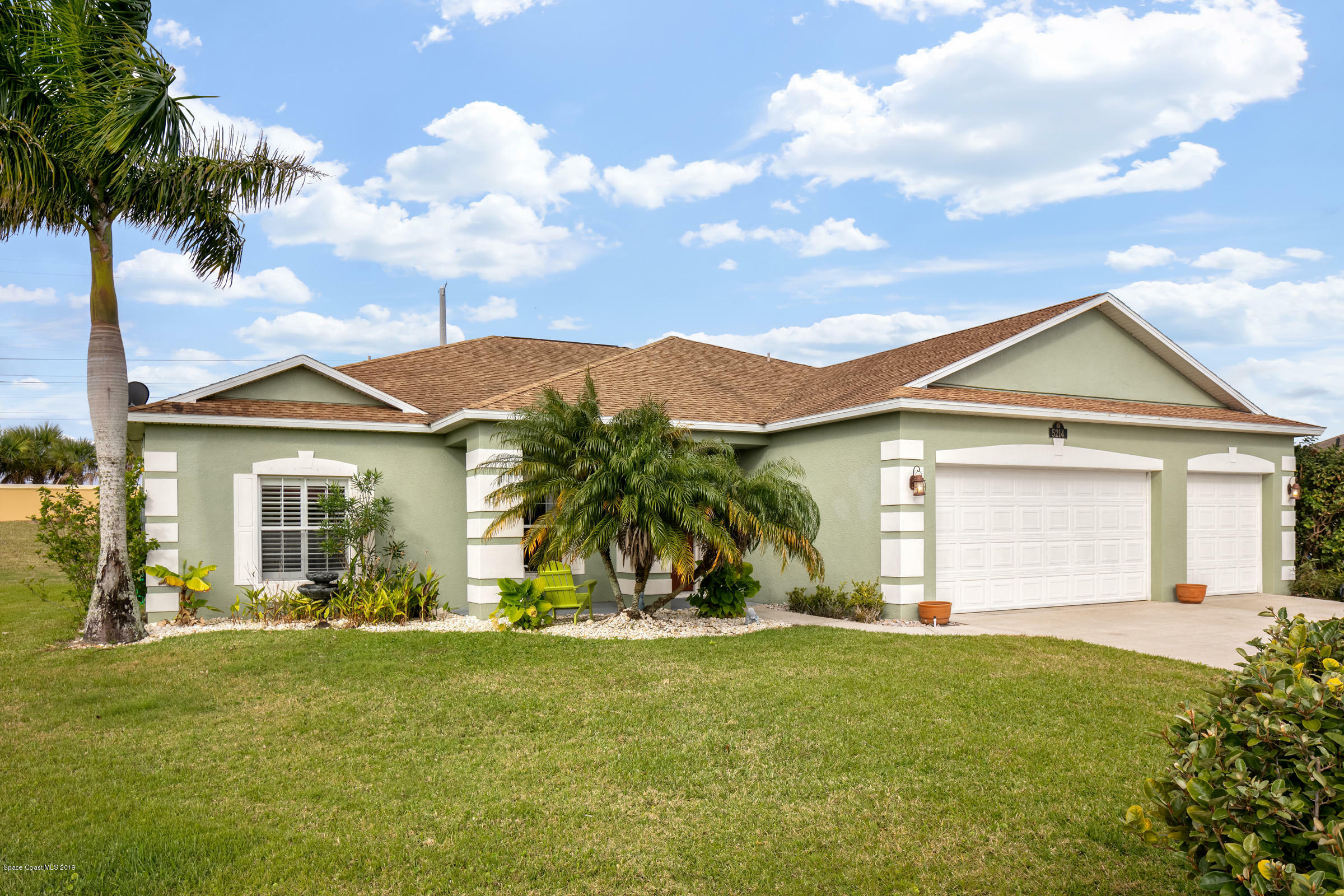 Property Photo:  5214 Bacup Court  FL 32955 