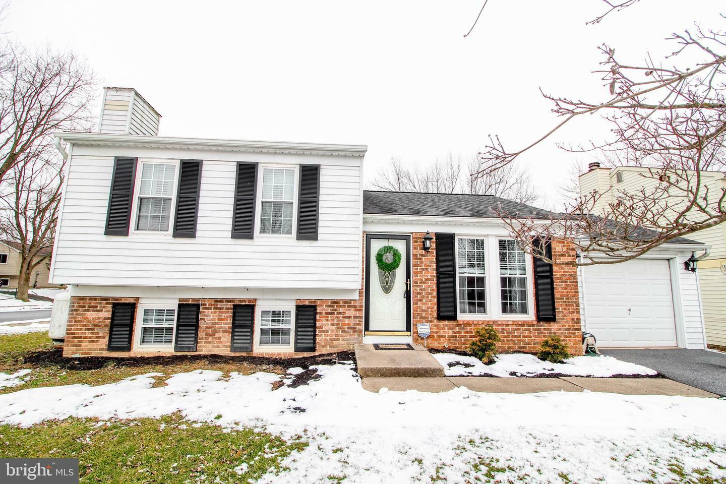 Property Photo:  2856 Pebblebrook Drive  PA 17601 