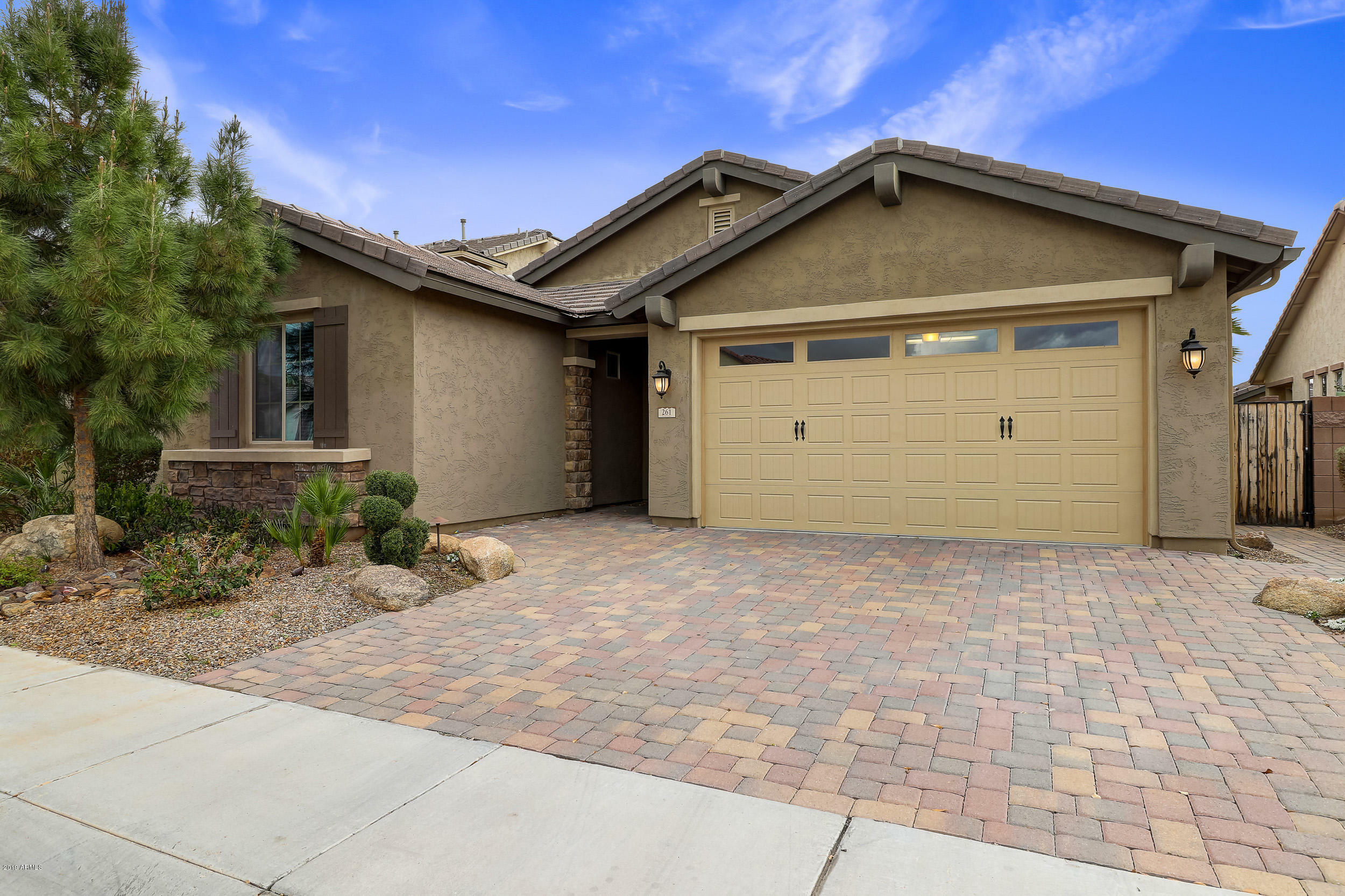 Property Photo:  261 E Home Improvement Way  AZ 85249 