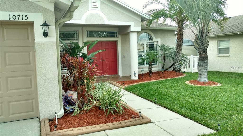 Property Photo: 10715 Rockledge View Drive FL 33579