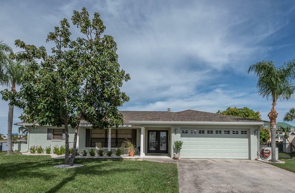 Property Photo:  6348 Cottonwood Lane  FL 33572 