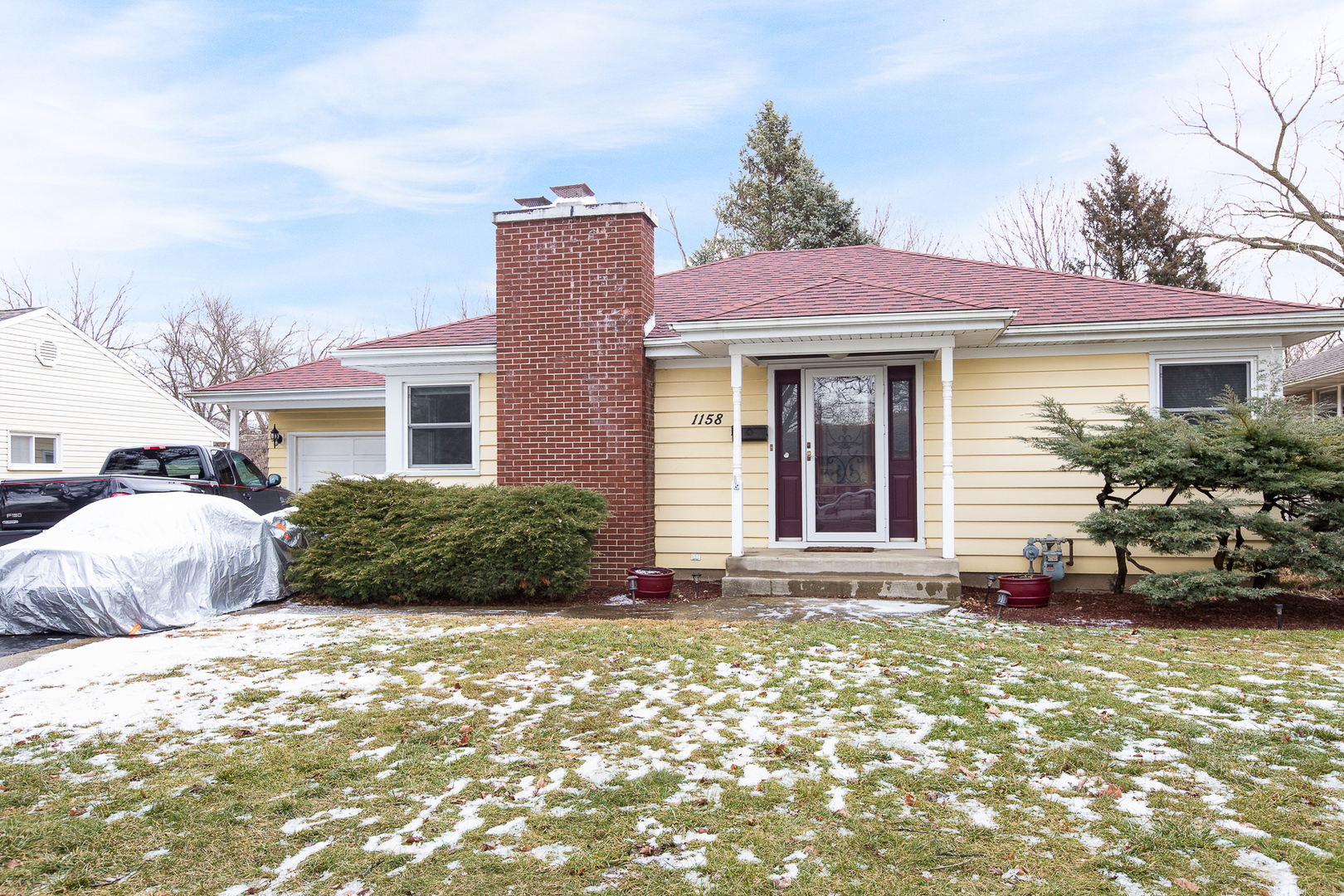 Property Photo: 1158 Grandview Avenue IL 60441