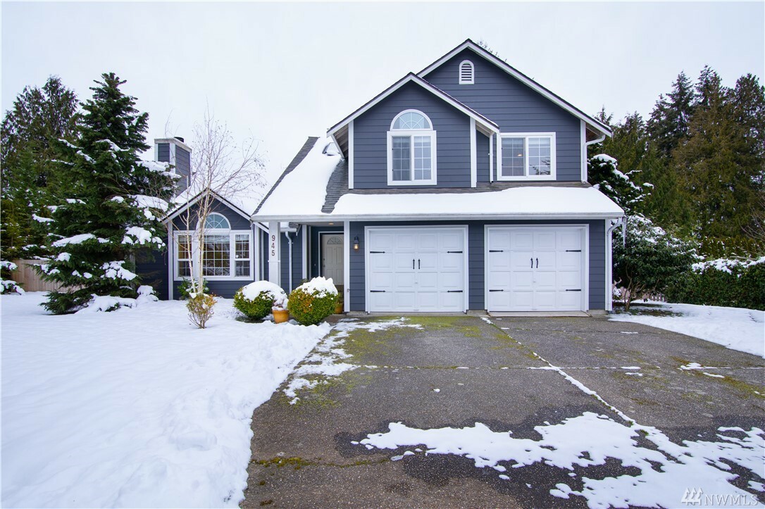 Property Photo:  945 Digby Rd  WA 98274 