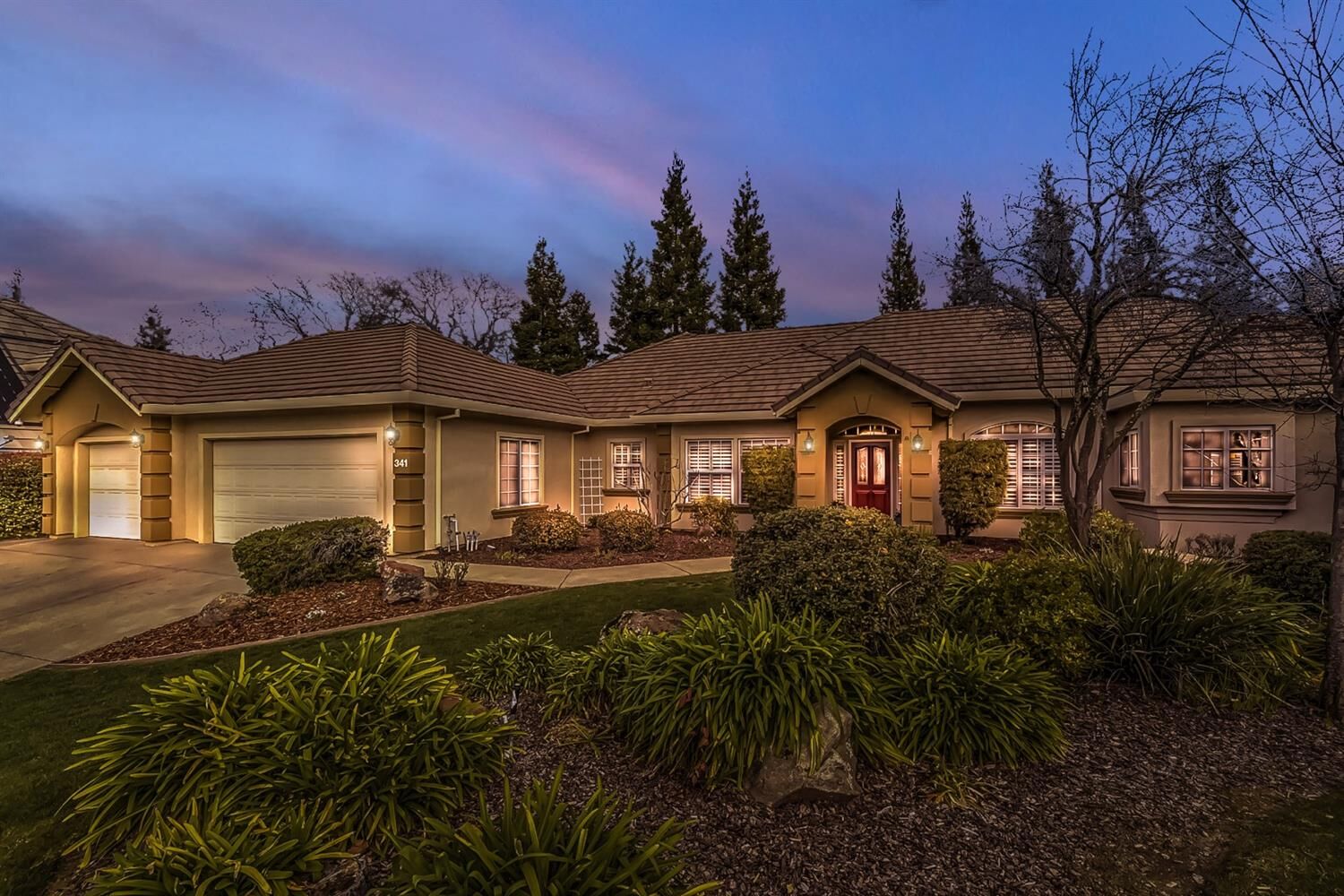 Property Photo:  341 Cabot Court  CA 95746 